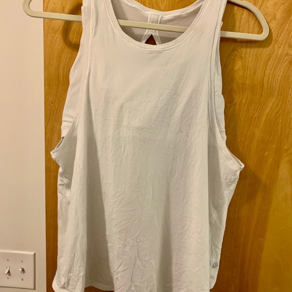 White Lululemon cross cross tank - Picture 1 of 3